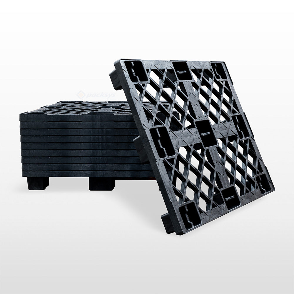 Dos tarimas Packsys 120x100 cm colocadas lado a lado mostrando la medida estándar internacional para exportación