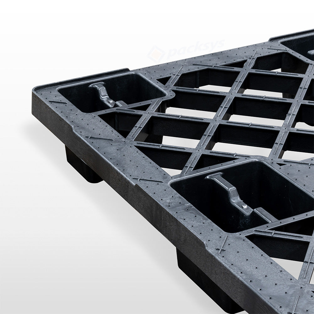 Detalle de la superficie superior de la tarima Packsys con rejilla estructural que permite ventilación de la carga